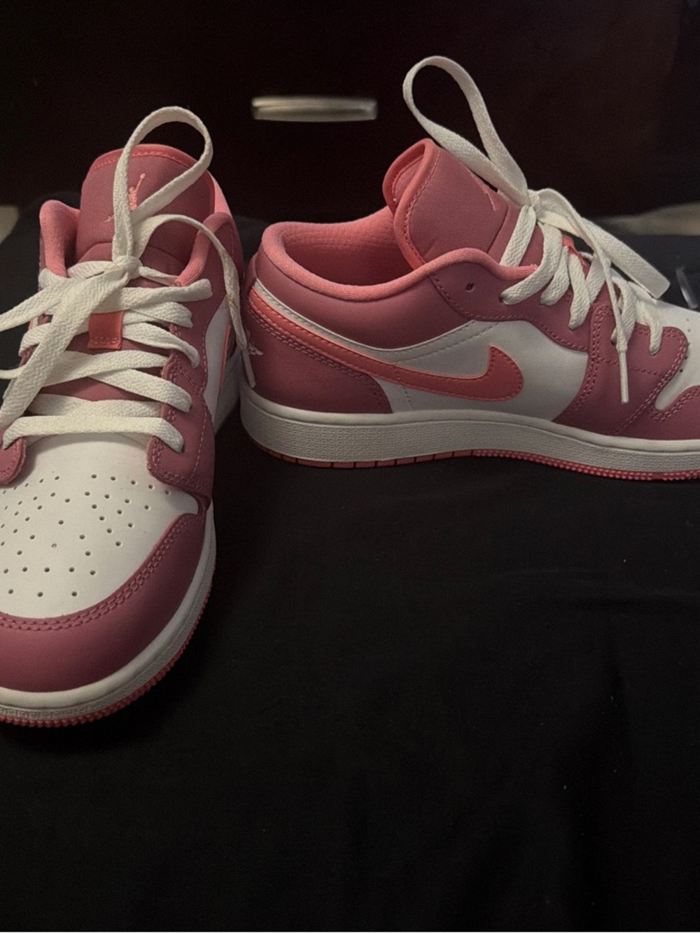 Jordan “Strawberries and Cream” Low-Top Sneakers